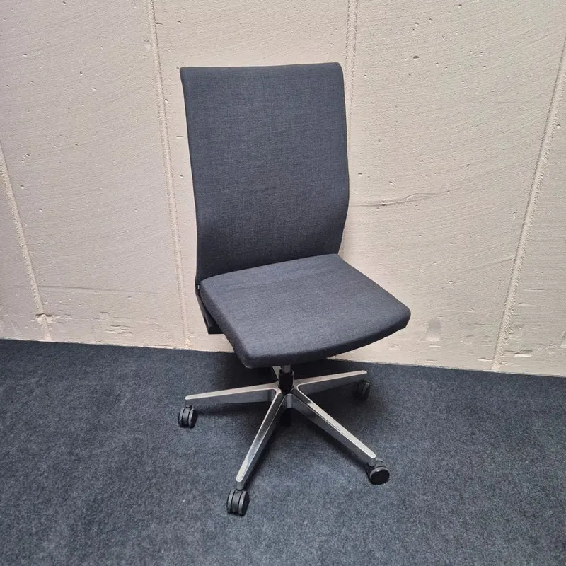 Bürodrehstuhl / Bene