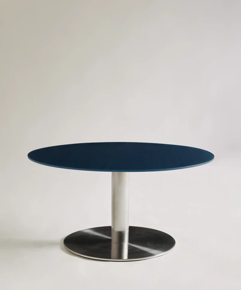 Mesa de Centro Redonda en Acero Laminado Riva