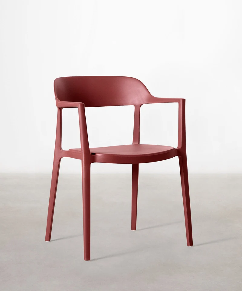 Silla de Polipropileno con Reposabrazos Naomi