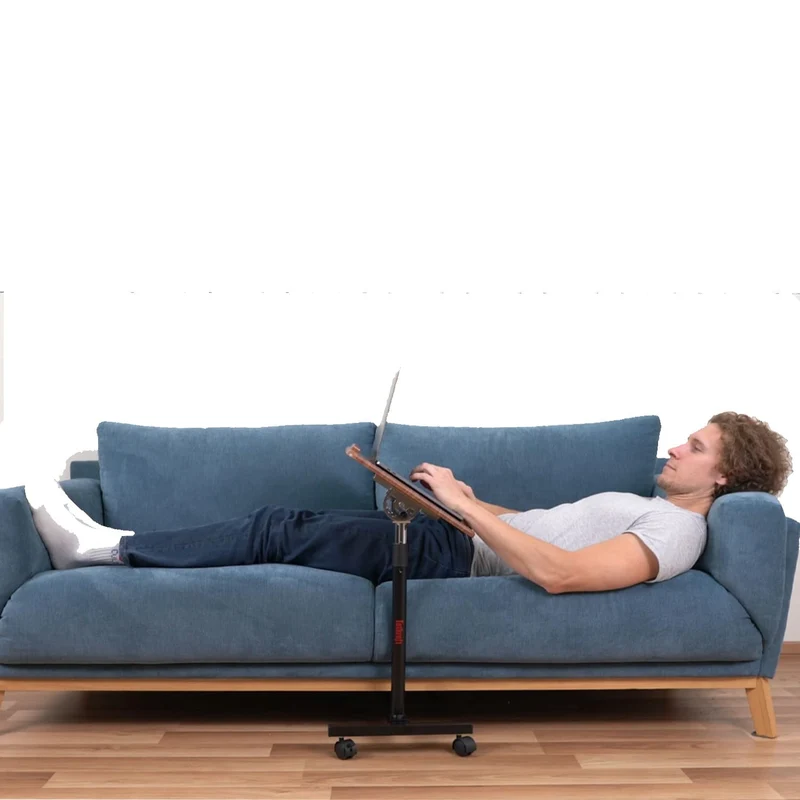 Tatkraft Gain – Laptoptisch fürs Sofa, höhenverstellbar 71–96 cm, neigbare Tischplatte, 4 Rollen, Stahl und MDF