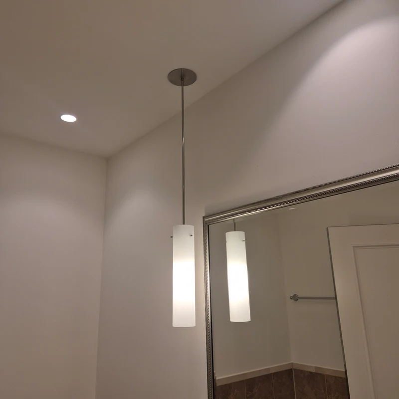 La Luce Leuchte zylindrisch weiß Glas - Atlantic Hotel Hamburg - Lampe gebraucht