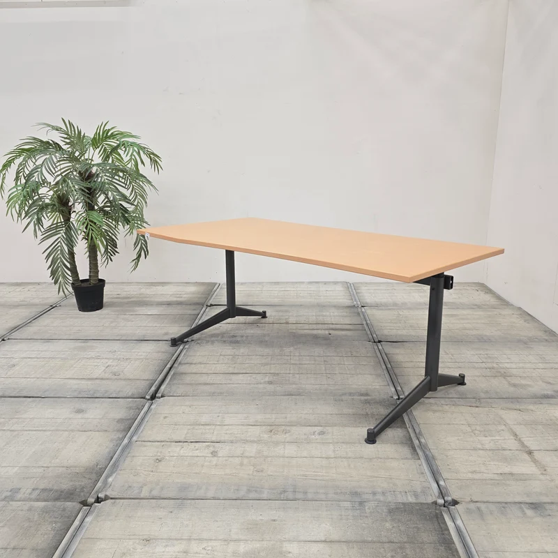 Schreibtisch Bürotisch R Holztisch Hell Metallgestell Schwarz Tisch Gebraucht