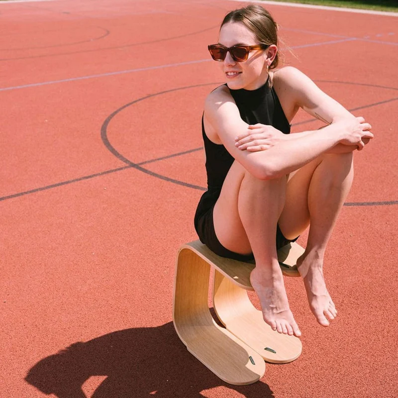MOWO Ergonomischer VIVI Sitzhocker Eiche & Walnuss