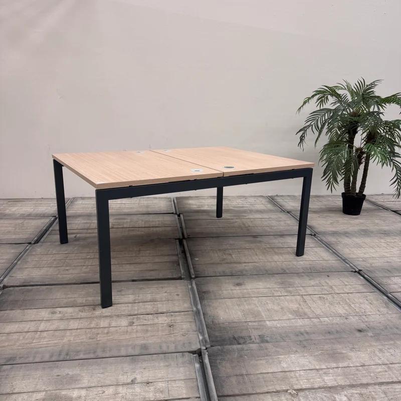 MDD Doppel-Schreibtisch für 2 Arbeitsplätze Bench-System Büro Gebraucht