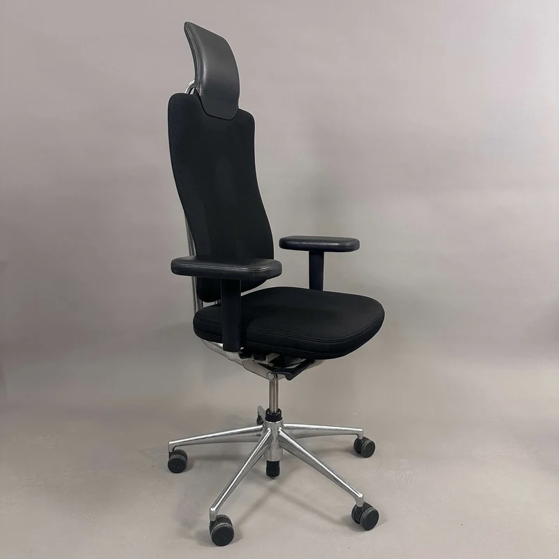 Vitra Headline schwarz, Chrom Gestell