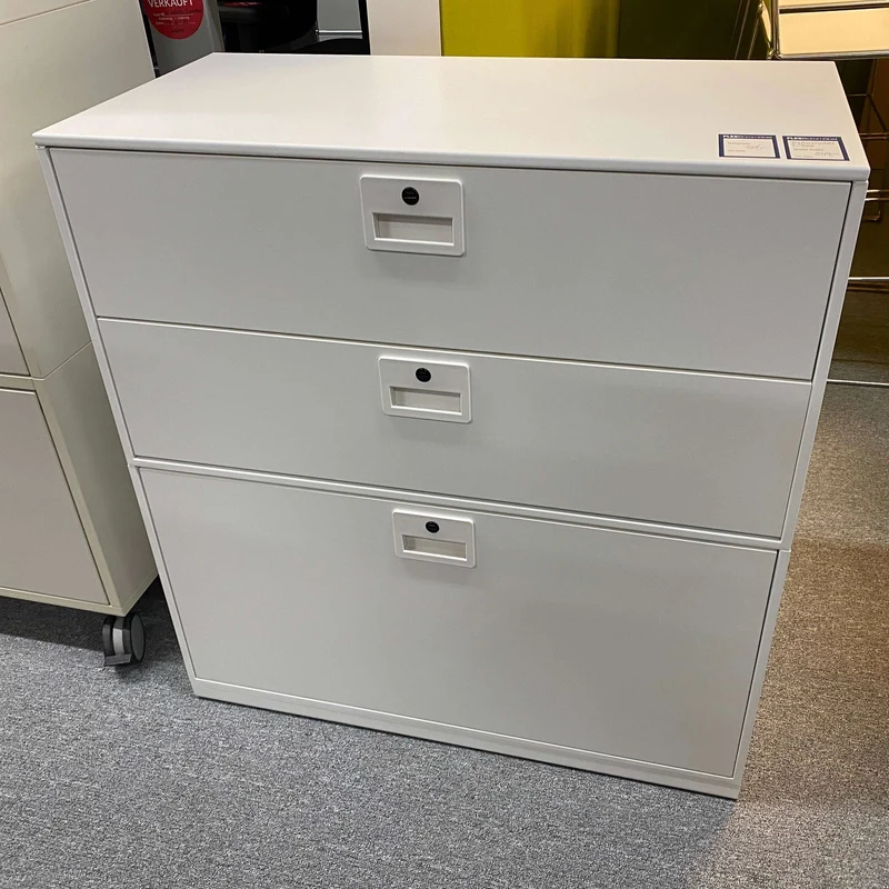 Dynamobel Sideboard