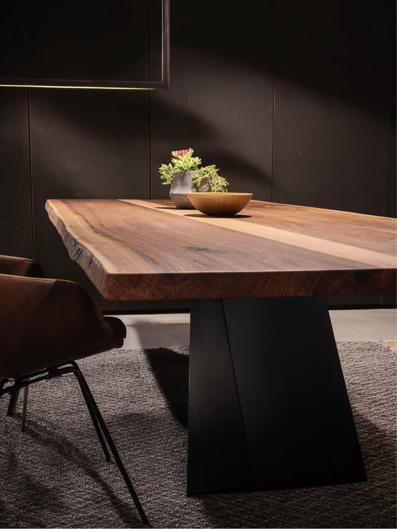 NUSSBAUM Tisch