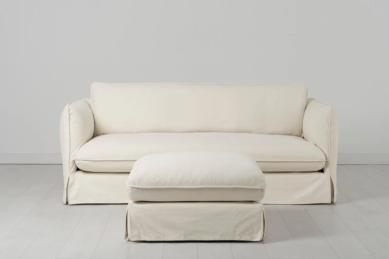 Model 18 Dreisitzer-Sofa mit Polsterhocker, Nougat