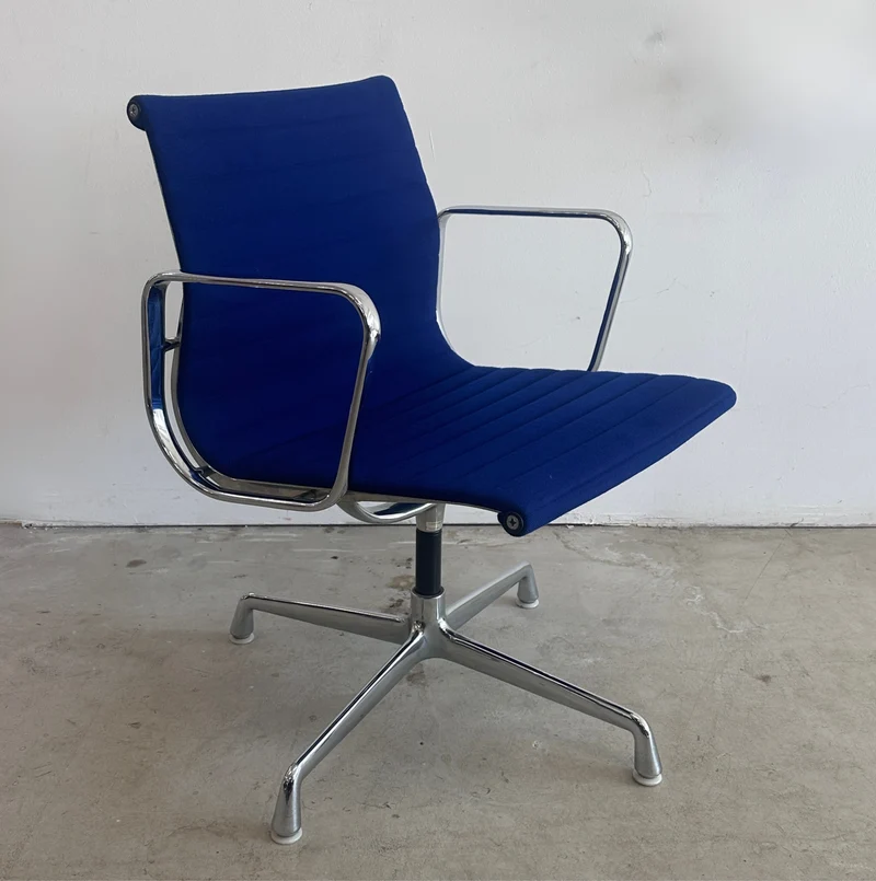 Vitra EA 108 Hopsak dunkelblau