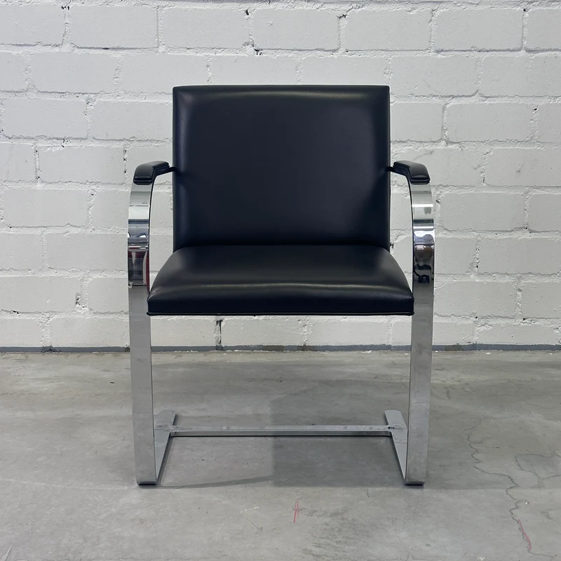 Walter Knoll Brno Armlehnstuhl Leder schwarz Flachstahl