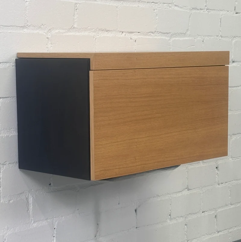 Werner Works Hängeschrank Eiche mit Klappe