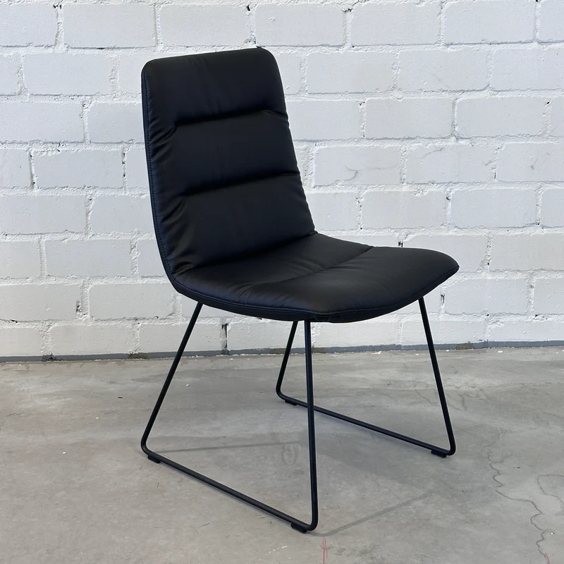 KFF Stuhl arva light schwarz (Neuware)