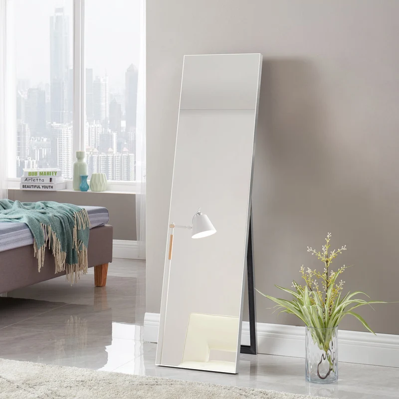 Standspiegel Barletta 150x35 cm neigbar in versch. Farben [en.casa]
