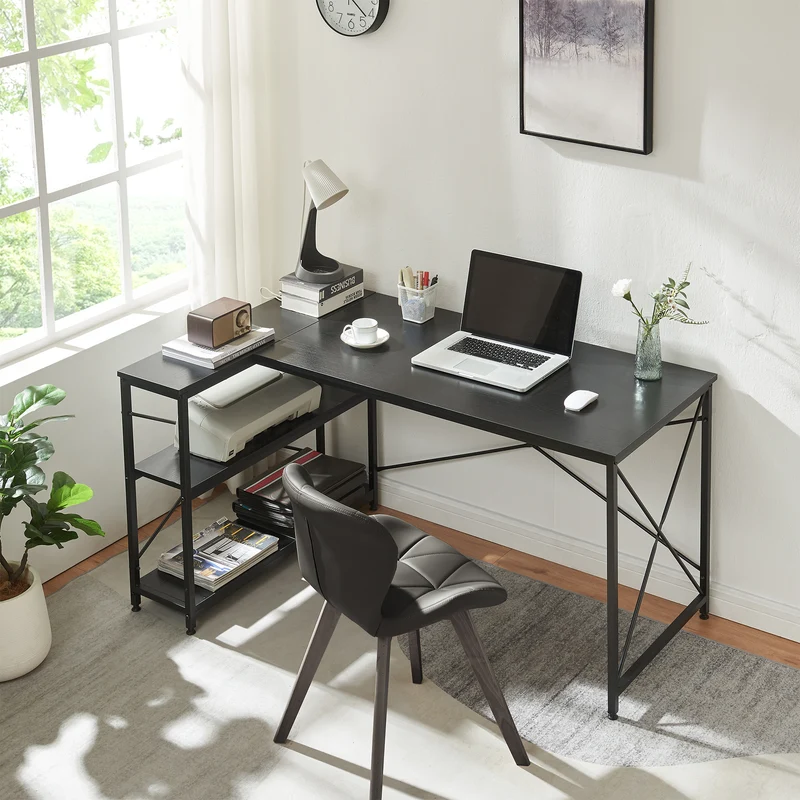 Schreibtisch Raundsvalt mit 1 Regal L-förmig 137x88x75 cm Schwarz [en.casa]