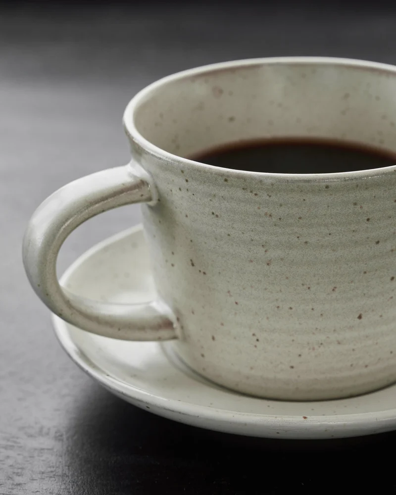 Tasse mit Untertasse Pion, Grau/ weiß