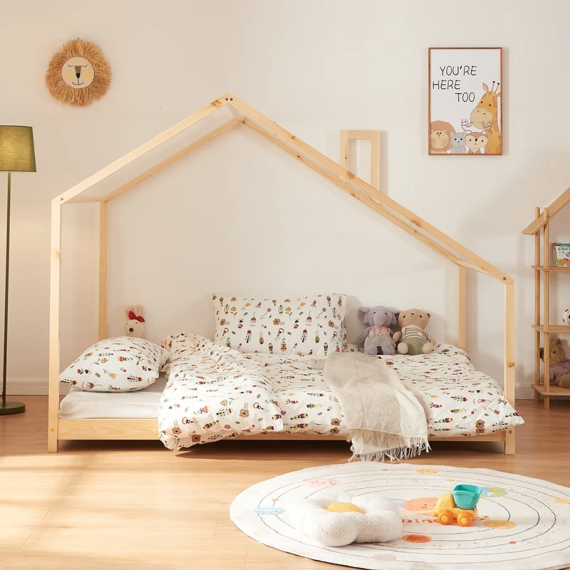 Hausbett Siuntio mit Matratze Natur [en.casa]
