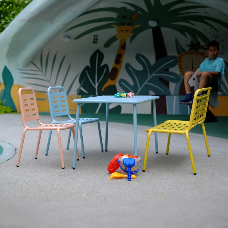 Kindersitzgruppe Etroubles Stahl Mehrfarbig [casa.pro]