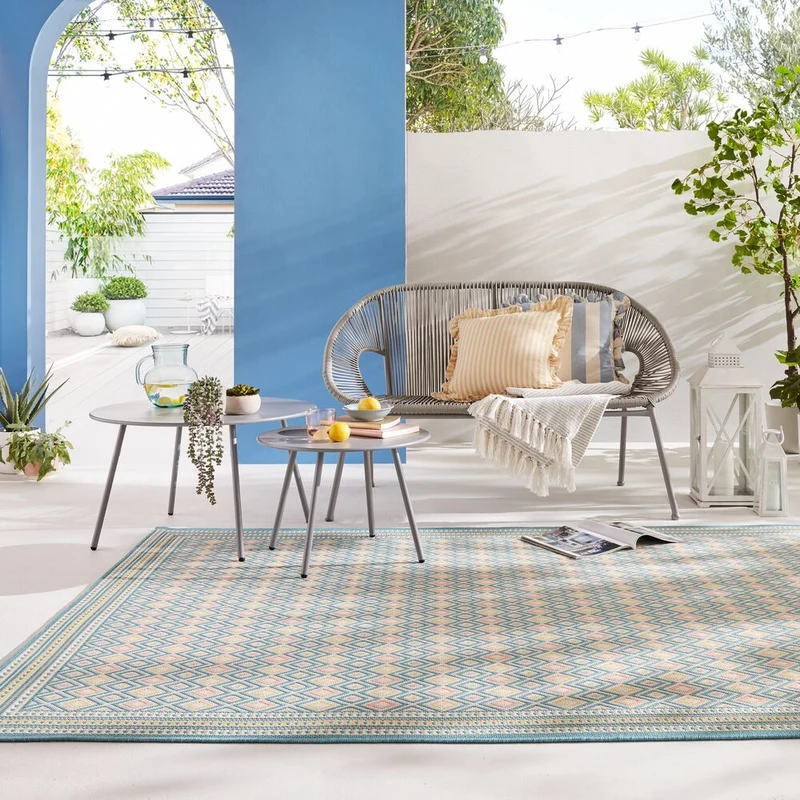 Outdoor-Teppich Pastell-Streifen, sommertauglich, eisfarben