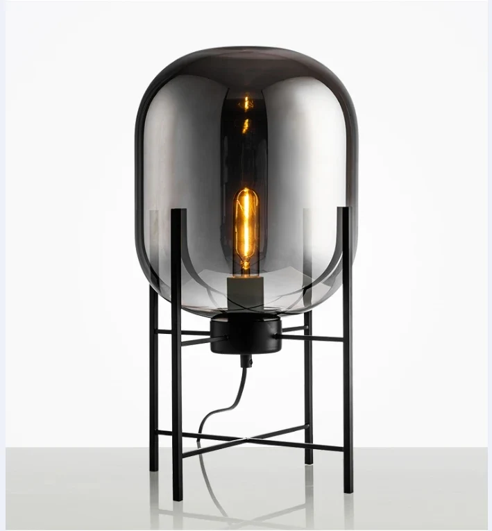 Nordische Tischlampe mit Glas – Postmodernes Design