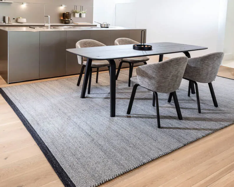Domus Teppich Sale