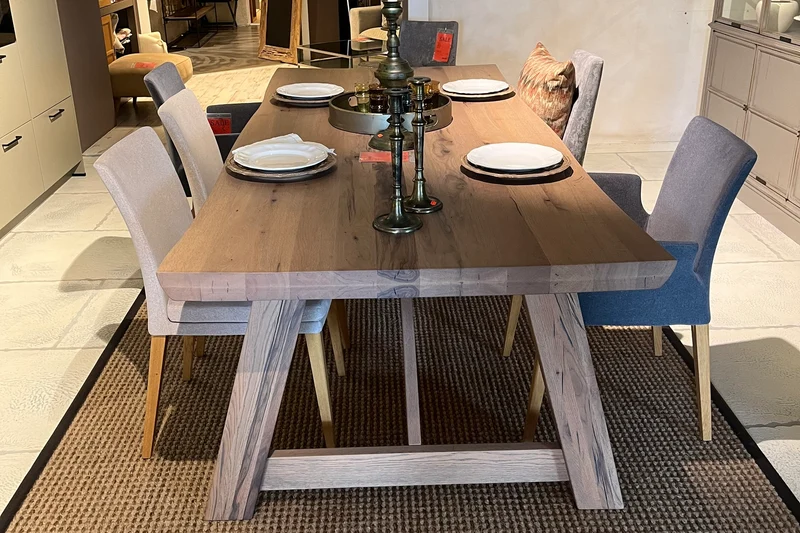 Master Tisch Sale
