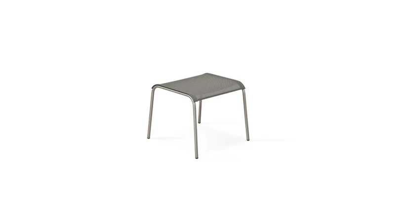 Taku Hocker Outdoor