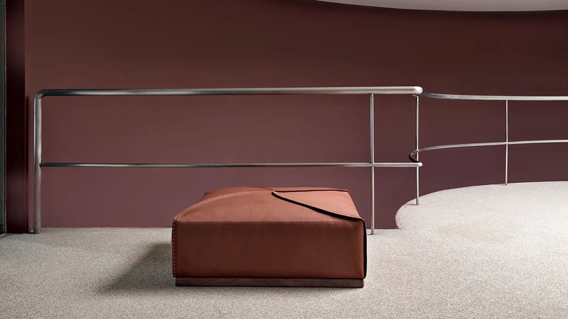 Helix Pouf