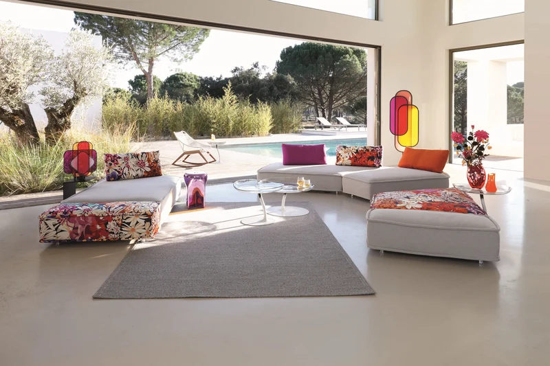 Escapade Sofa