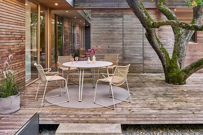 Slope Tisch Outdoor